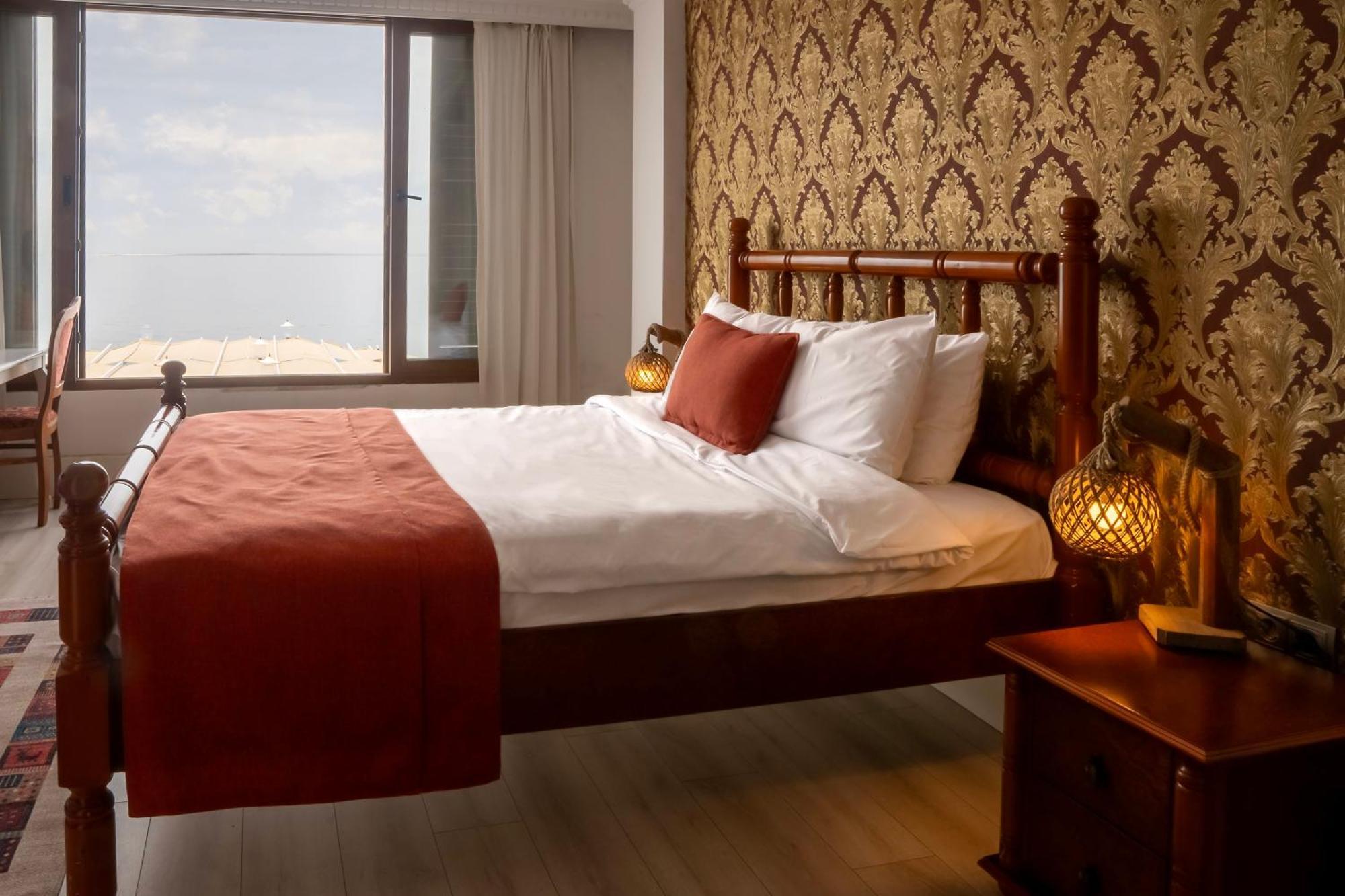 Hotel Black Lotus Smirne Esterno foto